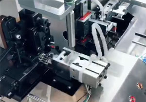 全自动压线端子机