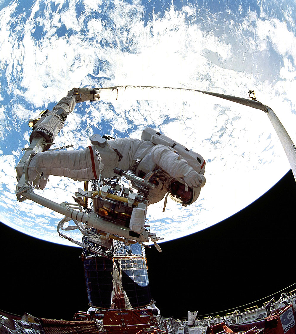 空间站机械臂，40年前上天，10年前退役，机器人技术遥遥领先